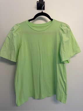 a new day Women’s Neon Lime Crewneck Tee Size: Medium